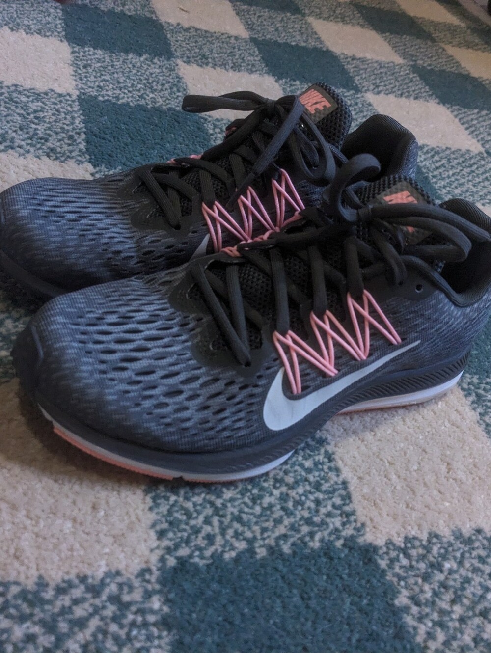 Nike Zoom Winflo 5 Grey And Pink Sneakers Size 6.5 - Picture 3 of 7